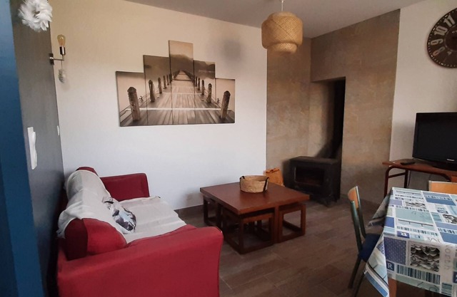 14 bis RDC de Maison Avec Terrasse Privative, Jardin et Salle Commun