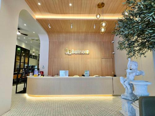 14 Sathorn Hotel No-Parking