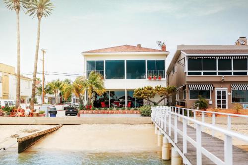 1400 S Bayfront