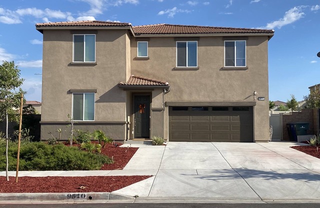 15% Off Comfortable 2-Story 3 Rooms in Riverside