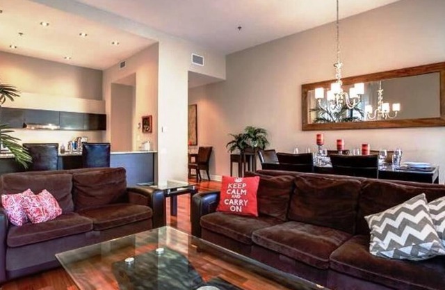 #158 Renovated & Tastefully Furnished Apartment in Old Montréal