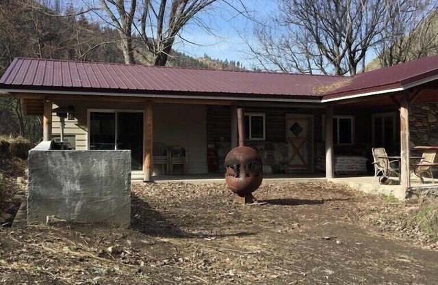 160 acre hunting and fishing lodge or private retreat.