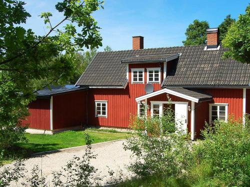 17 person holiday home in MELLERUD-By Traum