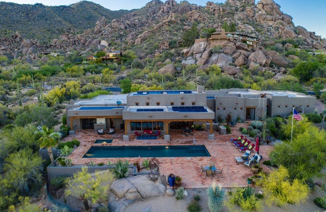 180-degree Sweeping Views at Southwestern Masterpiece near The Boulders