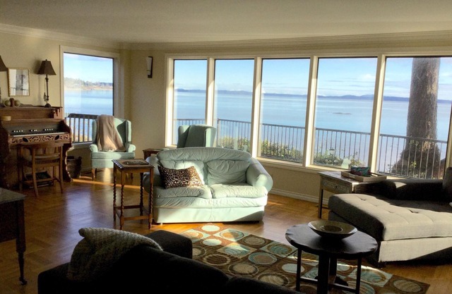 180° OCEANFRONT 15 min to downtown,Wineries. Beach,Hot Tub