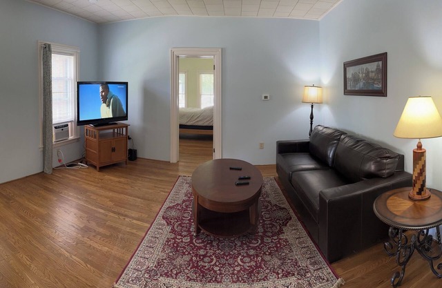 1st Class Rentals Munson Manor VIII at 1 Columbia Street a 1 Bedroom Apartment