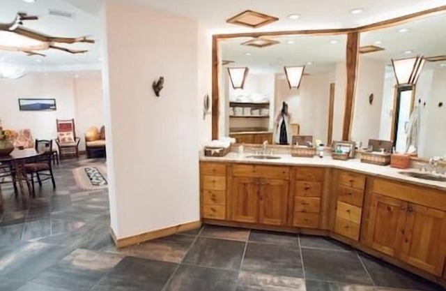 2/2.5 Bed-Bath Whiteface Lodge-Lake Placid