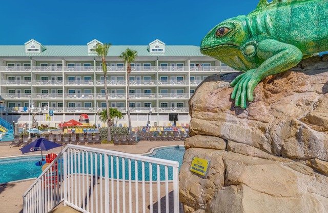 2 BD/2BA Condo at Waterpark - 4 FREE waterpark passes