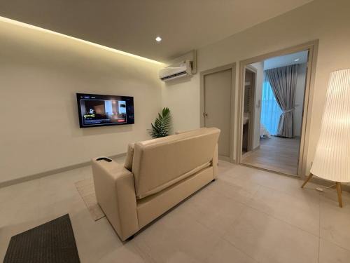 2 Bed & 2 Bath Suite, 5th floor