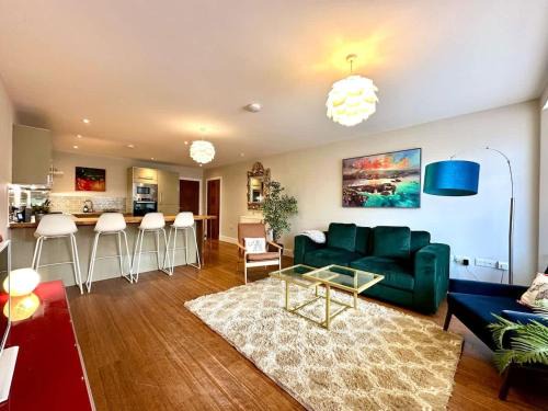 2 Bed Garden Apartment
