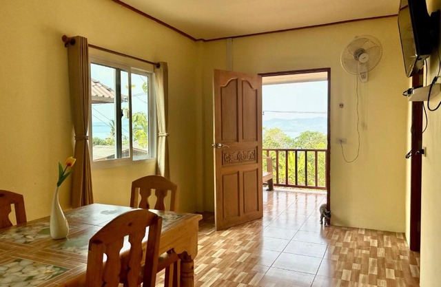 2 Bed Sunset Seaview Good View House B