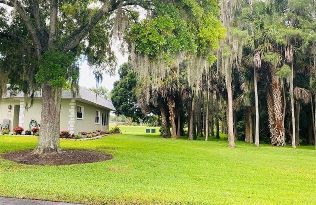 2 Bedroom Townhome 422833 by Houzlet