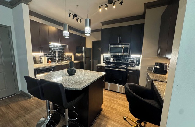 2-bedroom/2-bathroom apartment in enjoyable Dunwoody with AC, fitness room, WiFi