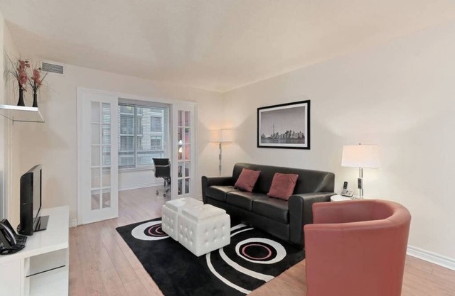 2 Bedroom/2 Bathroom Suite