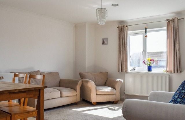 2 bedroom accommodation in Hayling Island