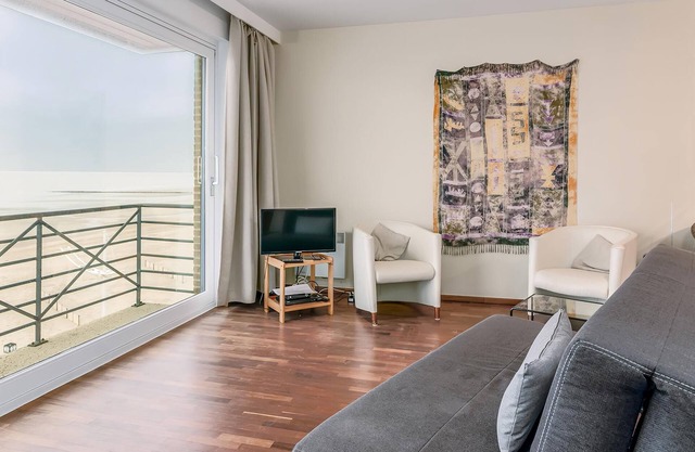 2 bedroom accommodation in Sint Idesbald
