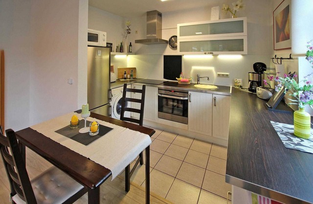 2 bedroom accommodation in Neubrandenburg