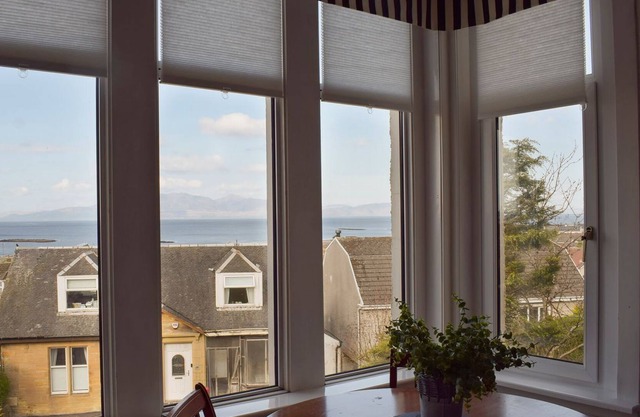 2 bedroom accommodation in Seamill, near West Kilbride