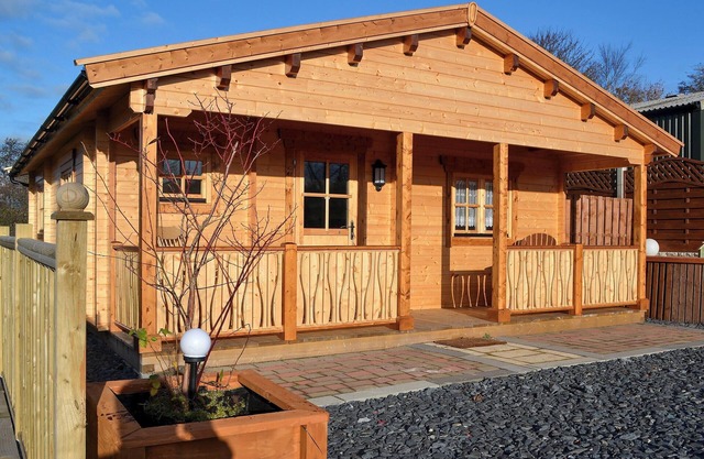 2 bedroom accommodation in Cleator Moor, near Whitehaven