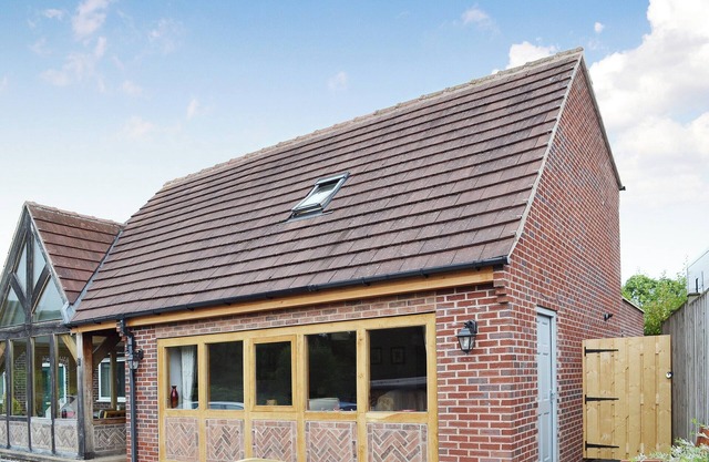 2 bedroom accommodation in Cutthorpe, near Chesterfield