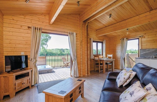 2 bedroom accommodation in Wenhaston, Halesworth