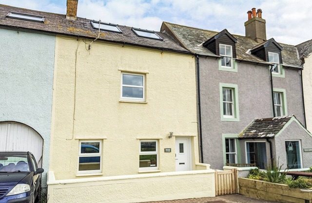 2 bedroom accommodation in Allonby, near Maryport