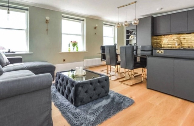 2 bedroom accommodation in Ramsgate