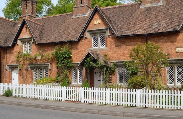 2 bedroom accommodation in Canford Magna, near Wimborne