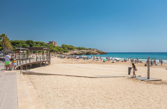2 bedroom awesome apartment in Deltebre