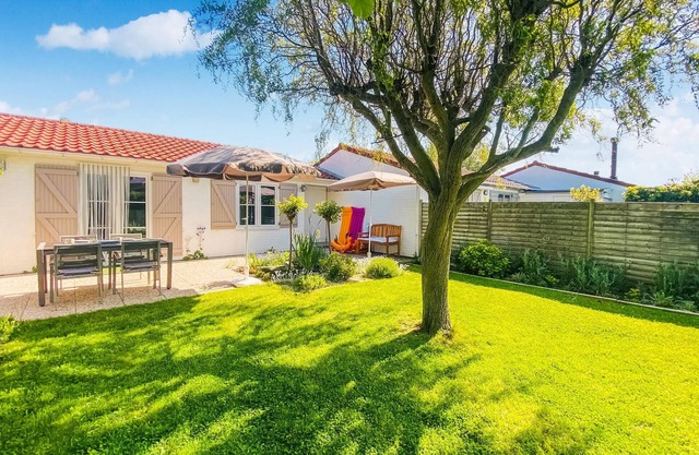 2 bedroom awesome home in Bredene