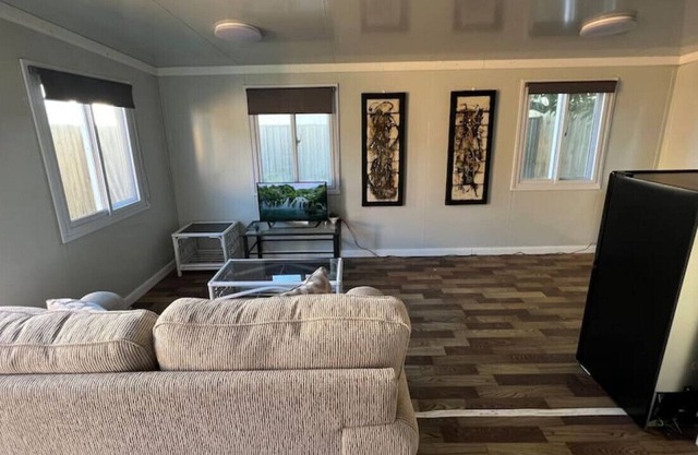 2 Bedroom Cabin with off street parking