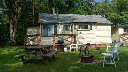 2-Bedroom Cottage #3 - Sugar Pine