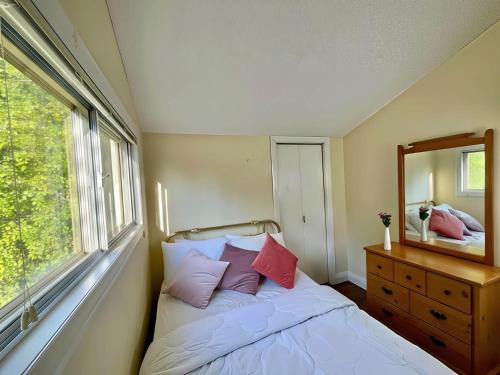 2-Bedroom Cottage #11 - Ambleside