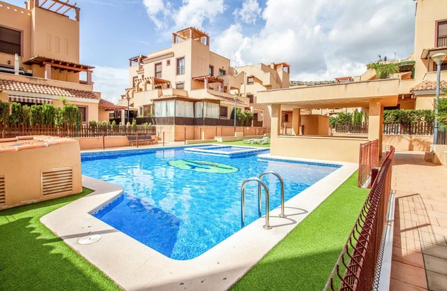 2 bedroom cozy apartment in águilas