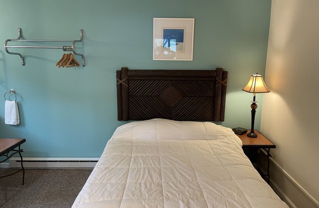 2 Bedroom Deck Suite on Lake George