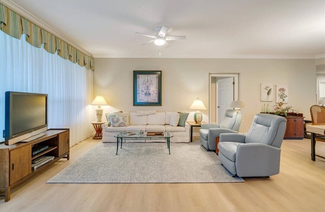 2 bedroom + den/2 bathroom attached town home at Lexington Country Club