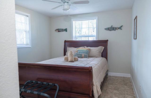 2 Bedroom Home close to all Tampa's Attractions and Downtown!