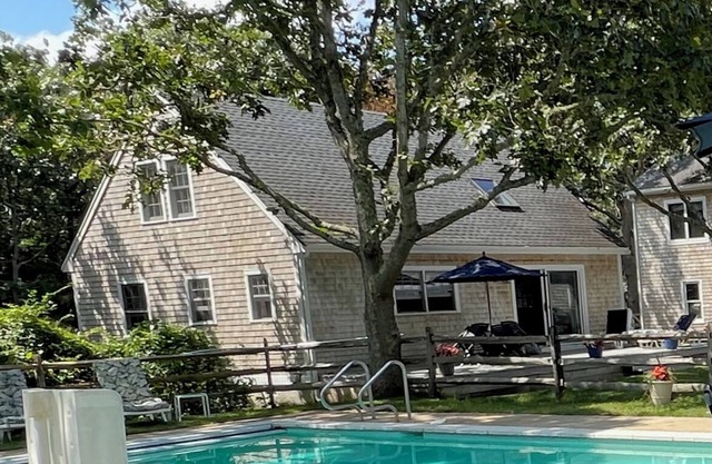 2-bedroom home with Pool and Tennis/Pickleball Court