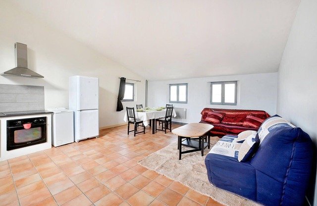2 bedroom lovely apartment in Beaucaire