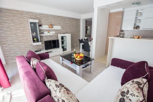 2-Bedroom Modern Luxury Family Retreat