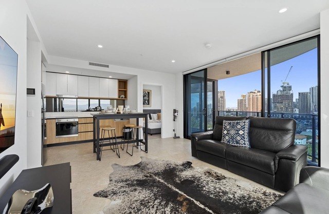 2 Bedroom Unit in Broadbeach - Q Stay