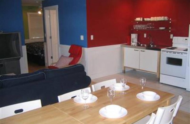 2 bedrooms Cottage perfect for a big group!