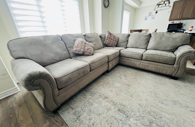 2 Bedrooms in a Charming home for rent in a peaceful community in Pickering