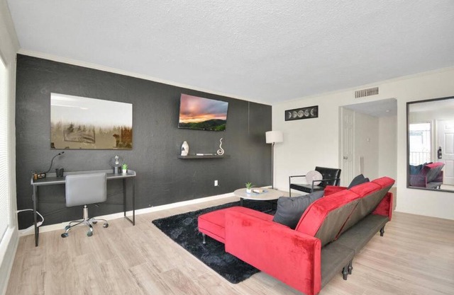 2-BR Stellar Stay #4 at The Galleria
