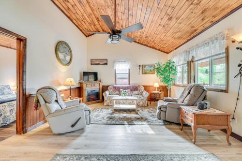 2 Mi to Lake Champlain Cabin with River Access!