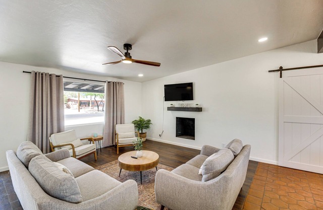 2 Mi to Trail Dust Town: Home w/Large Yard!