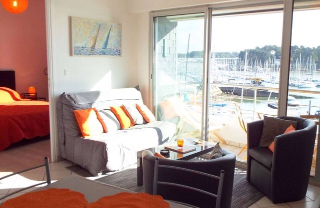 2-room apartment with parking in La Trinité-sur-Mer
