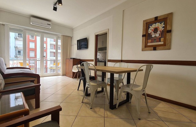 2 rooms with views of Plaza Colón and the sea