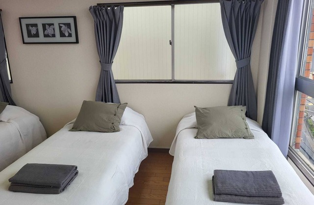 2 Units in 1 Listing near Nakano Broadway