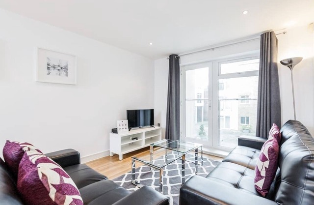 20 Abbots Yard - 2 bedroom apartment